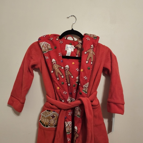 Snuggle Up in Holiday Cheer with Nick & Nora robe for kids . Size XS 4/5 - Picture 4 of 11